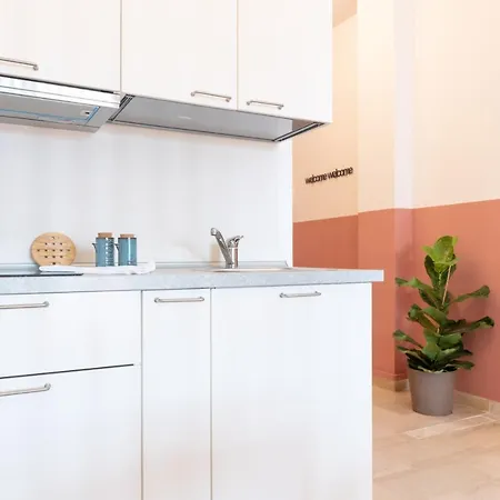 Teodora Pink * ラヴェンナ