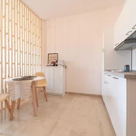 Apartment Teodora Pink