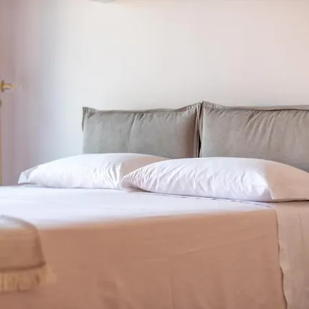 Apartment Teodora Pink *