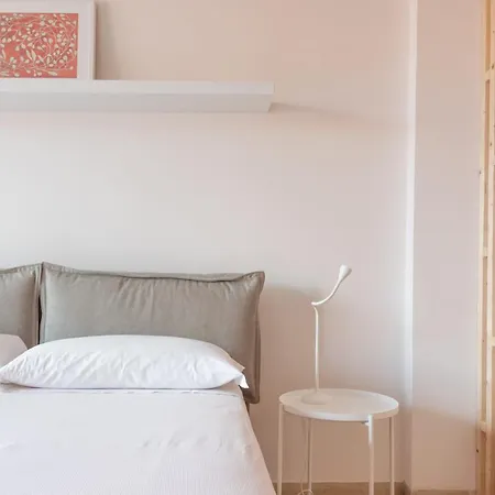 Teodora Pink Apartment *