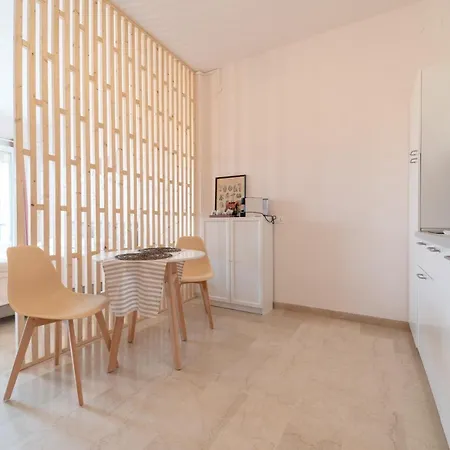 Teodora Pink Apartment *